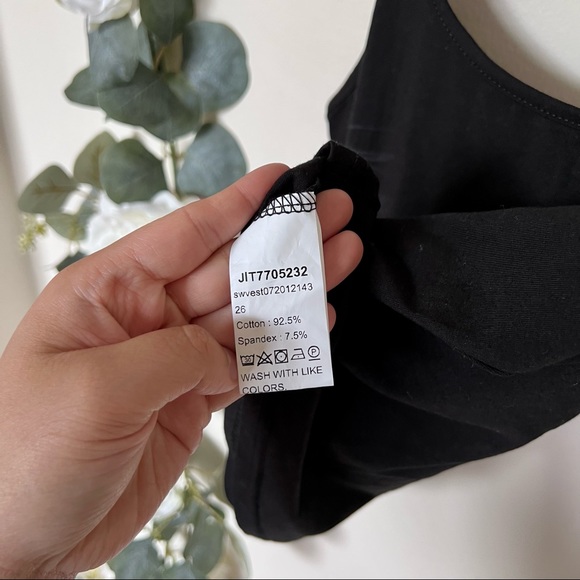 SHEIN Tank Top - Picture 5 of 8